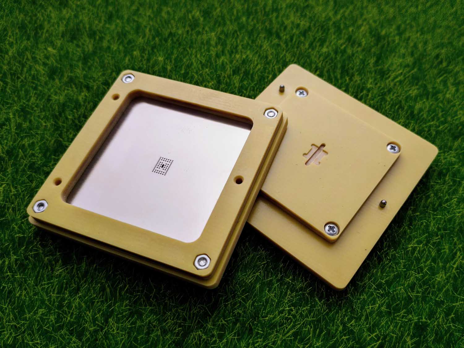 Трафарет с оснасткой в сборе